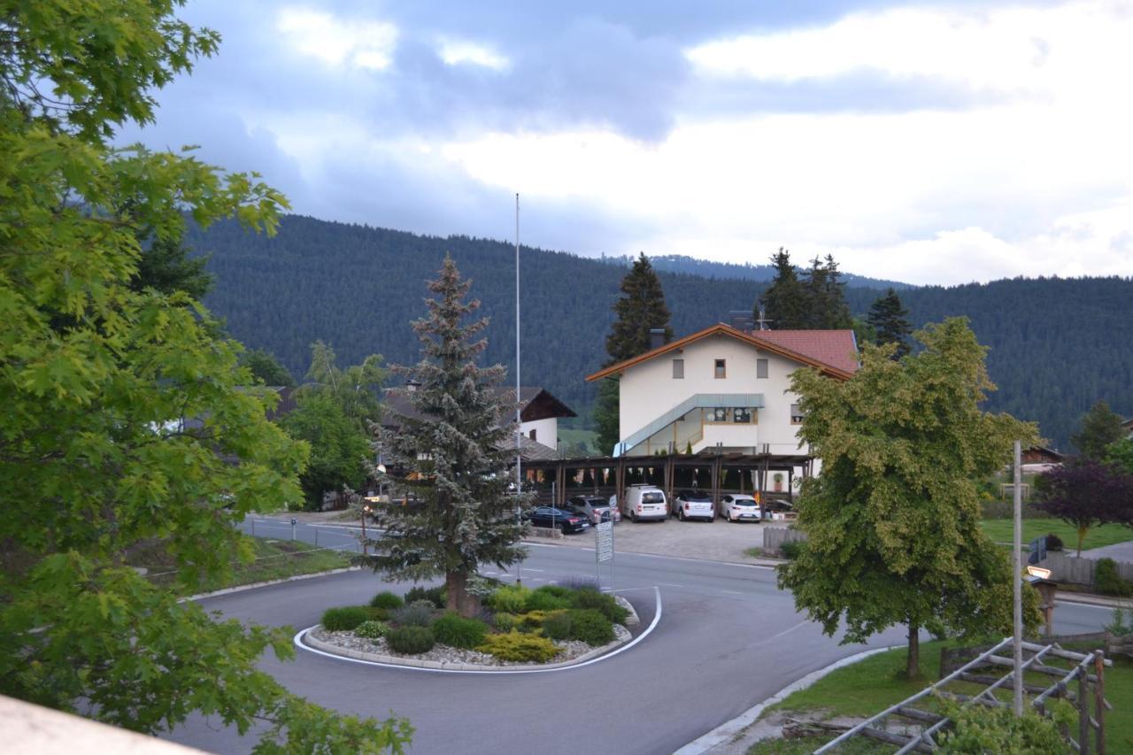 Gasthof Zum Gruenen Baum Verano Esterno foto